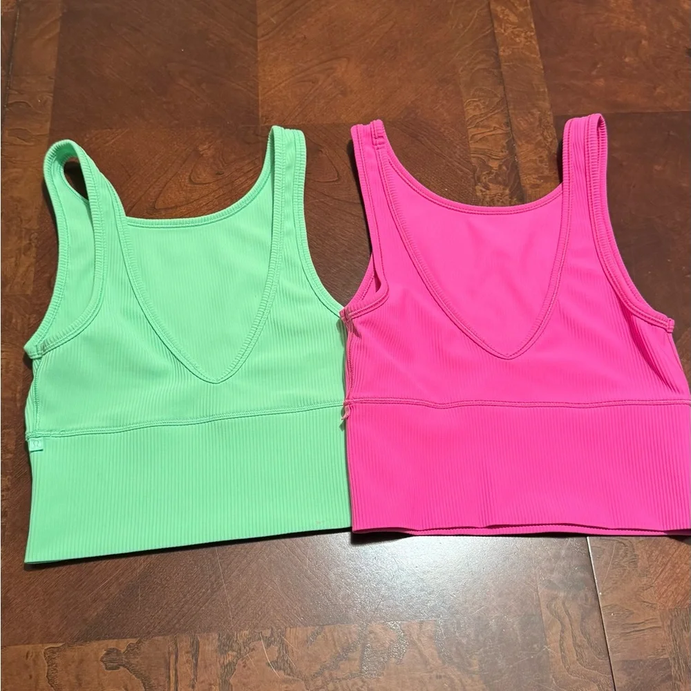 Lululemon Power Pivot Ribbed Tank - Picture 2 of 7